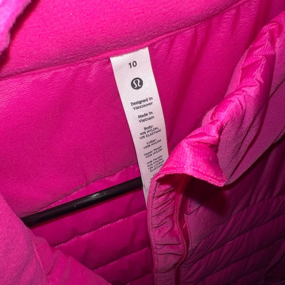 LULULEMON Women's Pink Puffer Vest - Picture 5 of 5